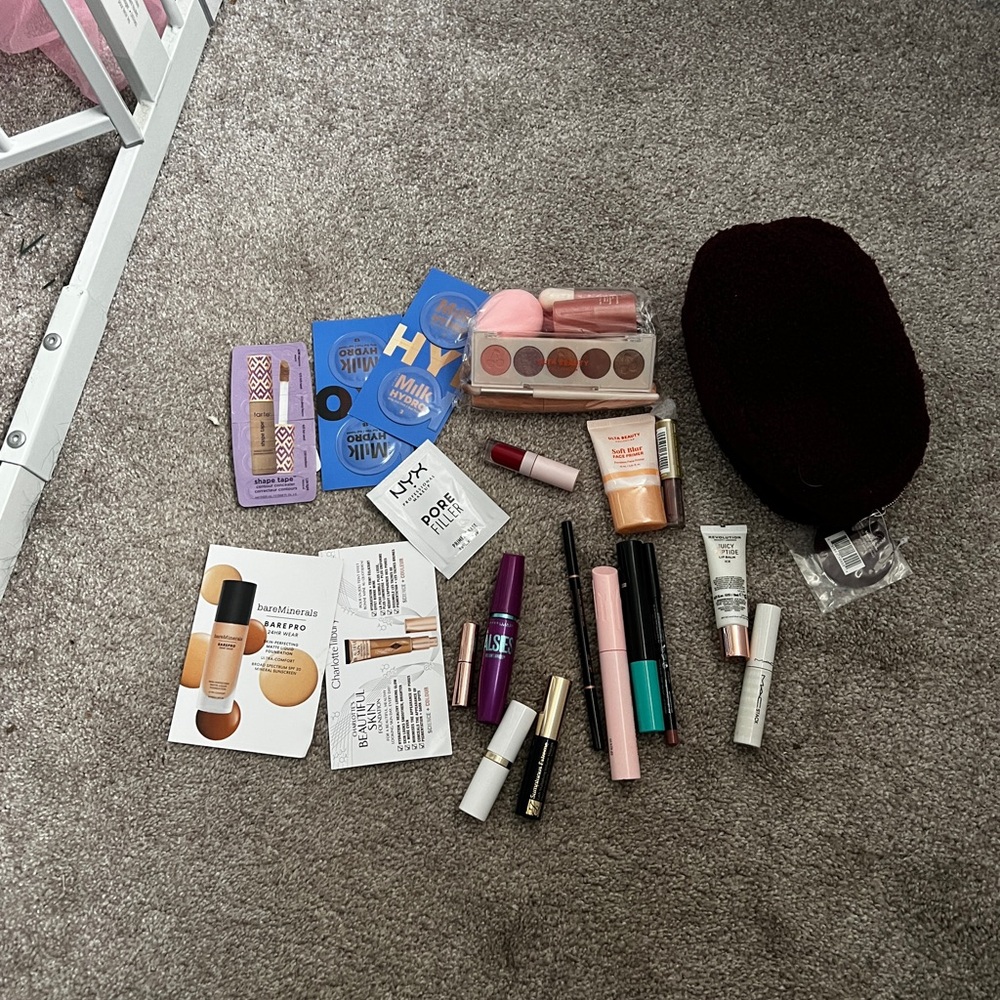 Estée Lauder, Anastasia, ELF, ULTA, Maybeline, MAC, etc makeup lot